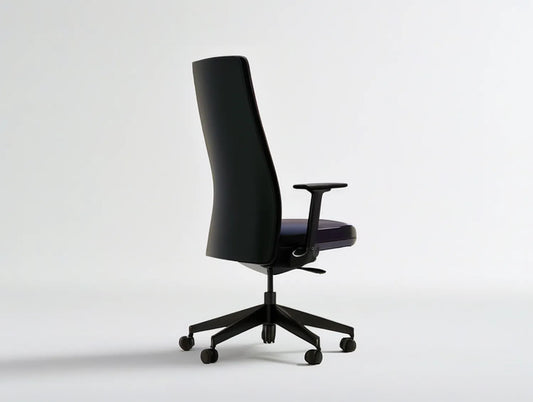 Black High-Back Ergonomic Swivel Office Chair with Armrests, 65 x 65 x 112-122 cm
